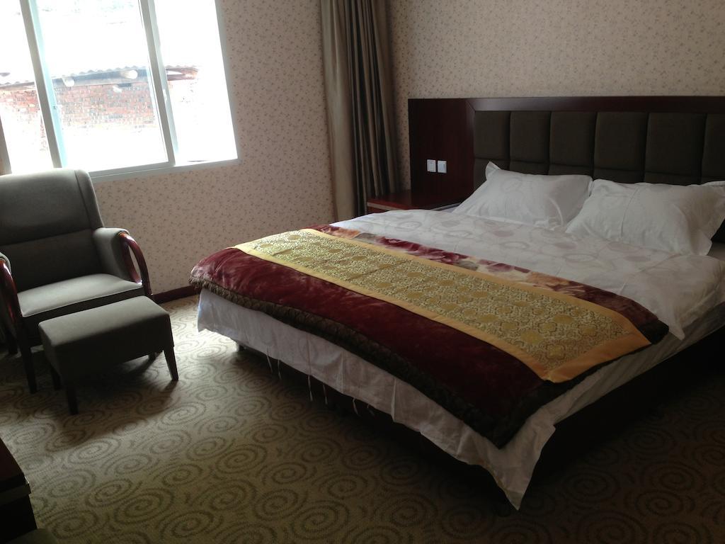 Jiuzhaigou Man Jiang Hong Hotel Ruang foto
